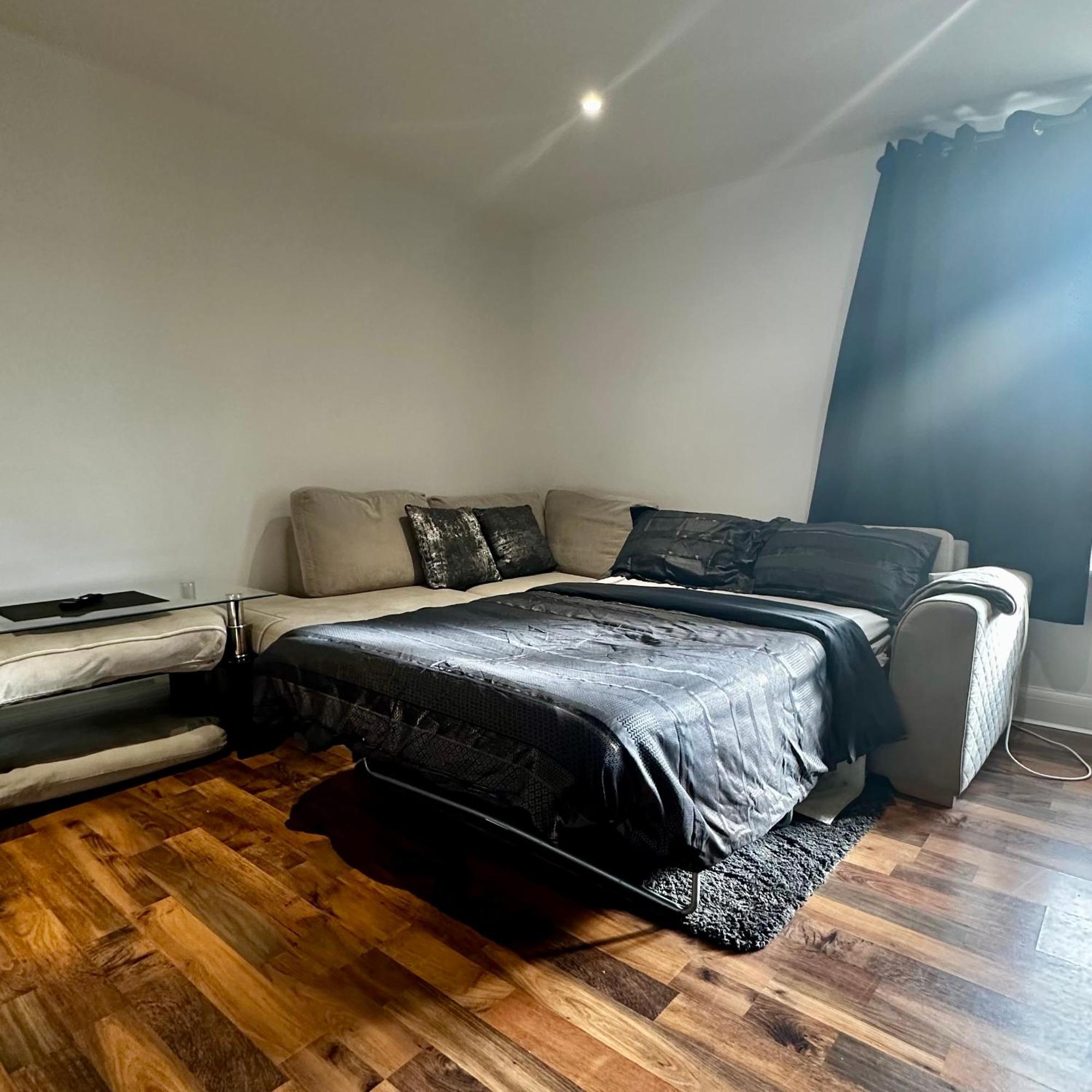 Two Bedroom Flat Town Centre コルチェスター エクステリア 写真